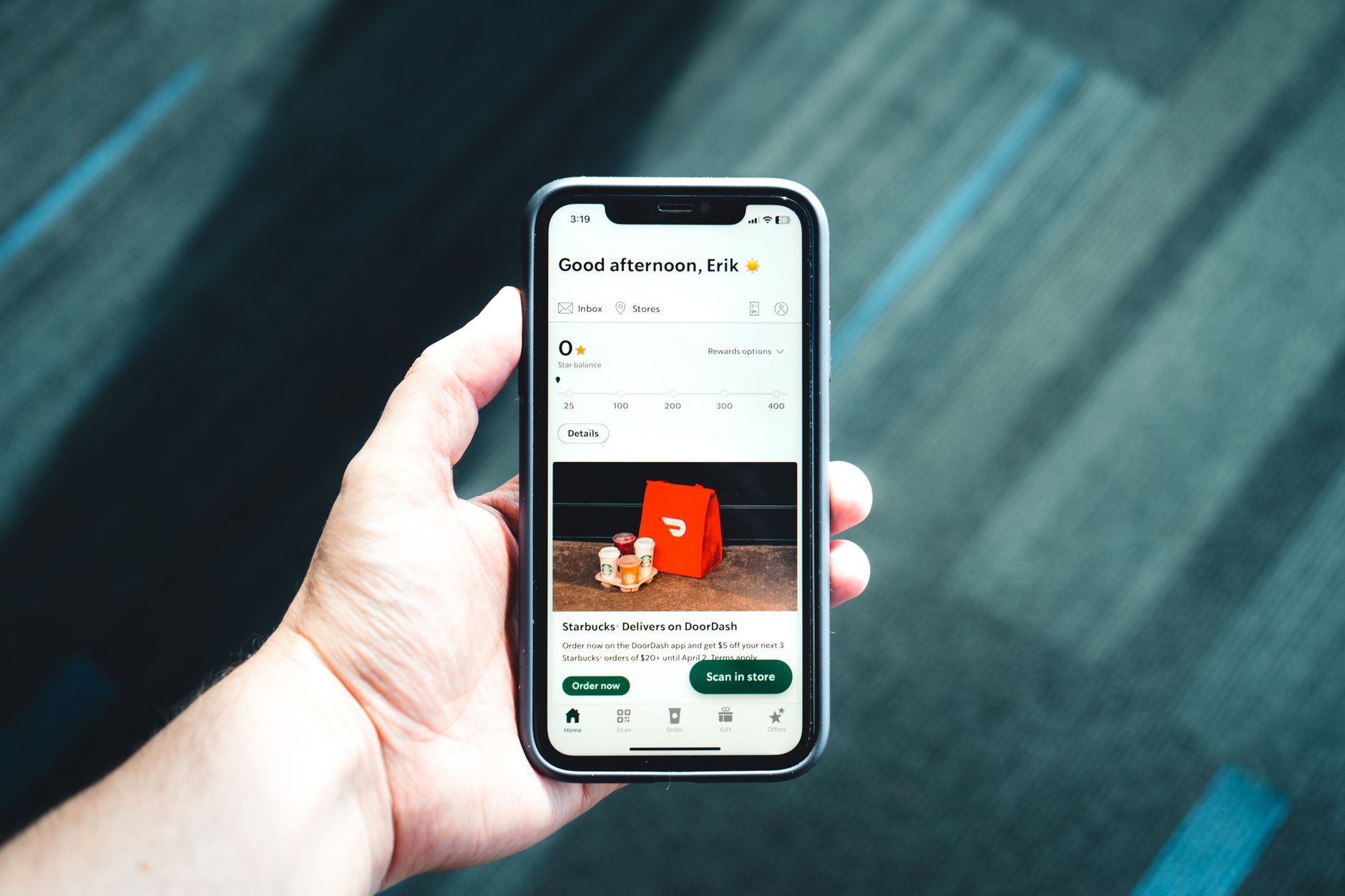 Bolso do cliente na mira com regras para apps de entrega