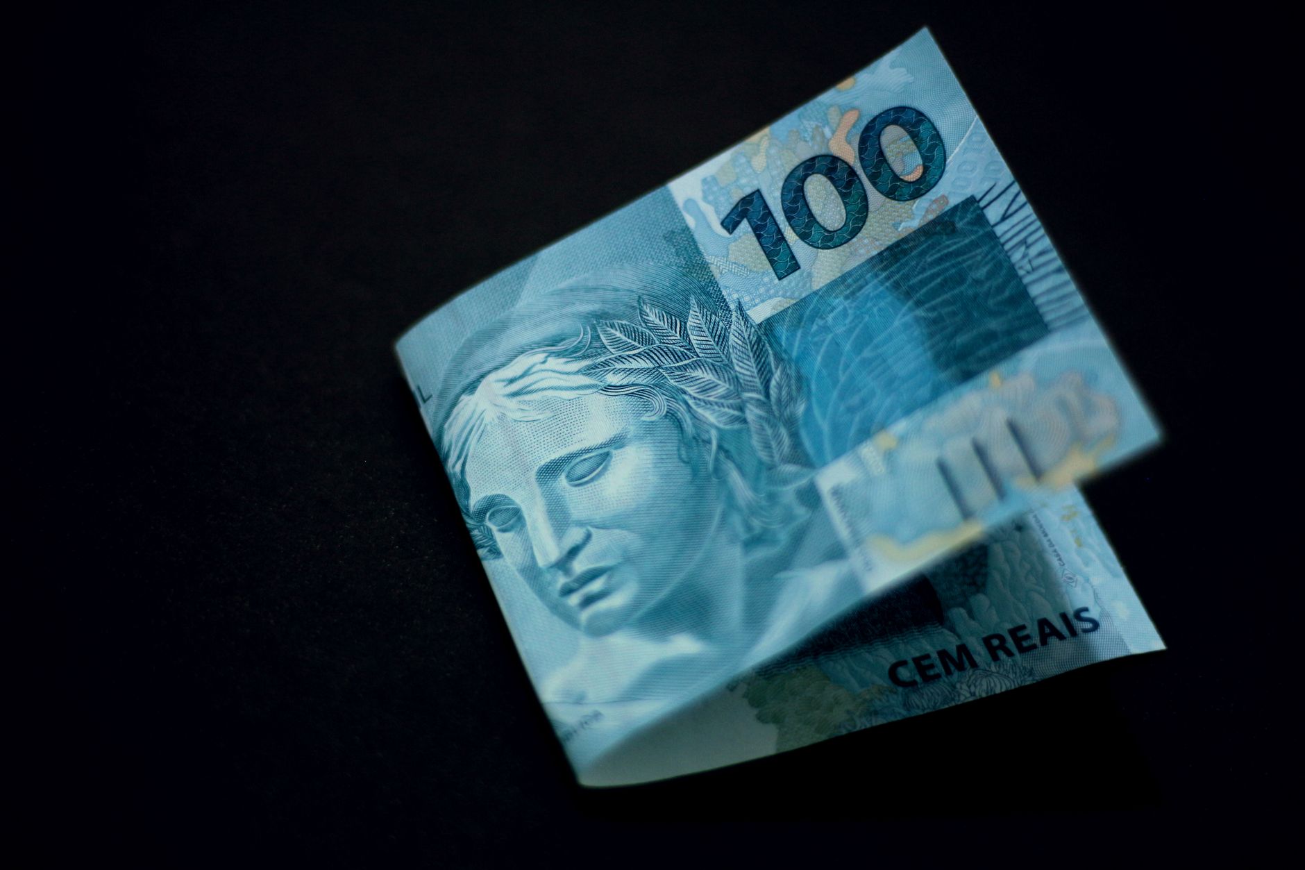 Caixa fecha portas e paralisação chega ao décimo primeiro dia