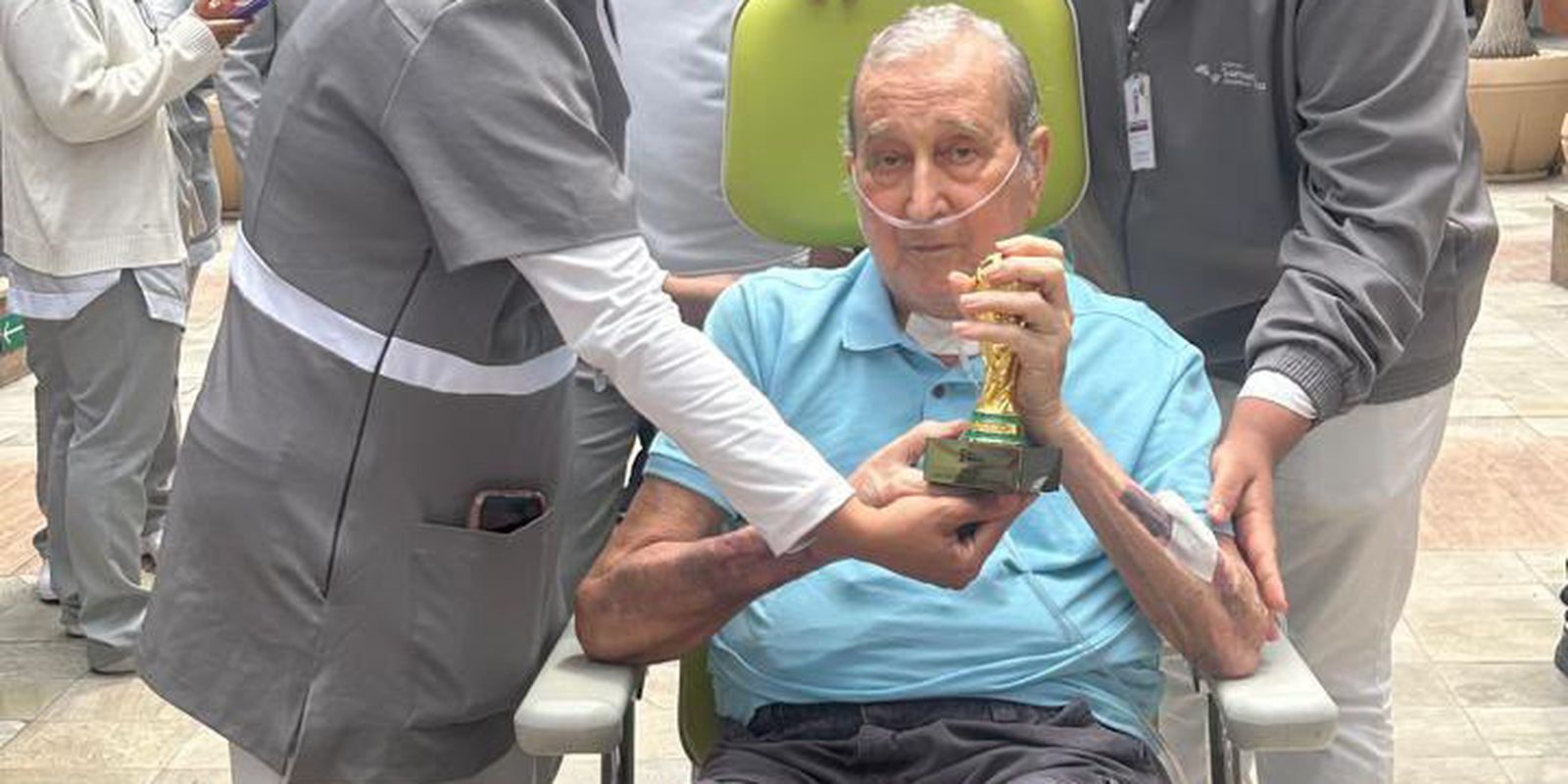 Carlos Alberto Parreira deixa hospital após 80 dias internado