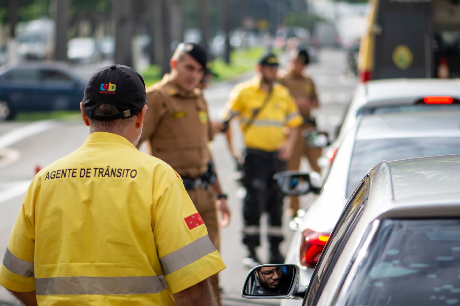Dirige com a CNH perto do fim? Veja o que muda agora