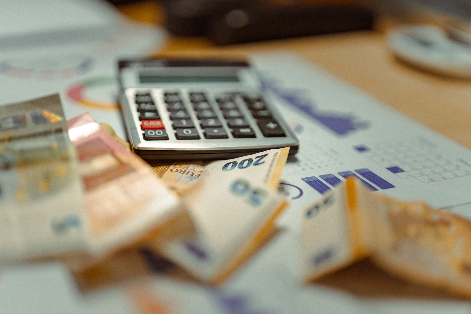 Contas públicas na mira: mudanças no Orçamento exigem bilhões