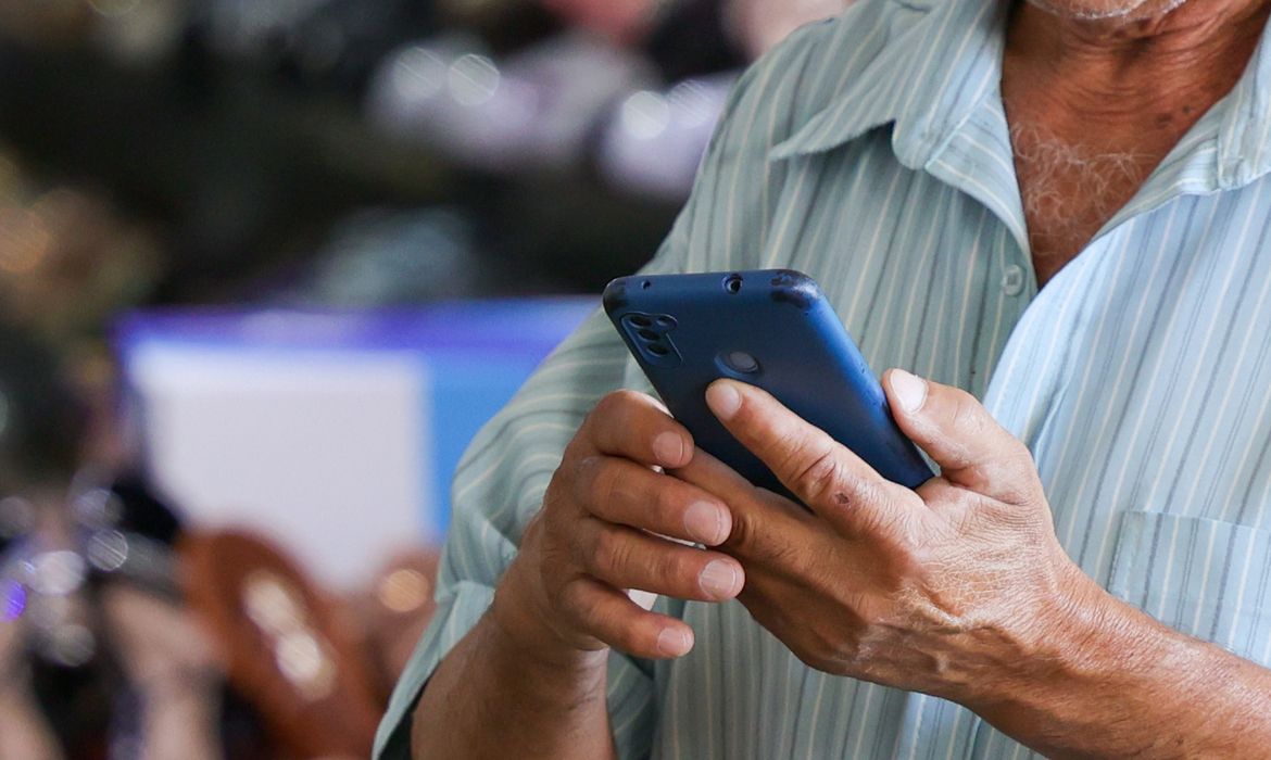 Governo bloqueia 14 sites de apostas por falta de dados e regras