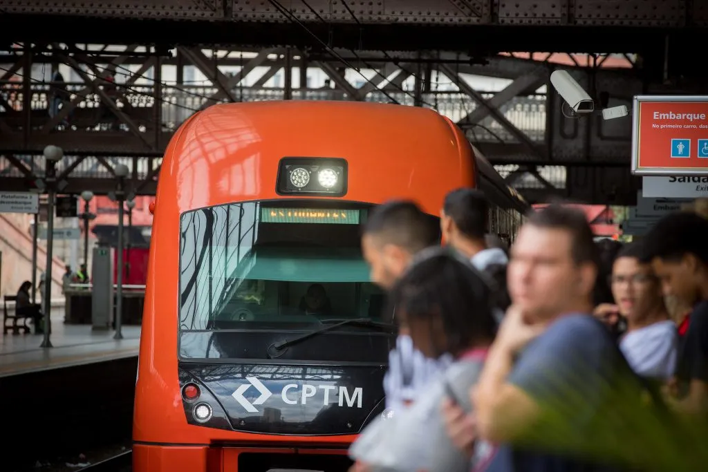Linha 13-Jade opera parcialmente durante a greve dos ferroviários