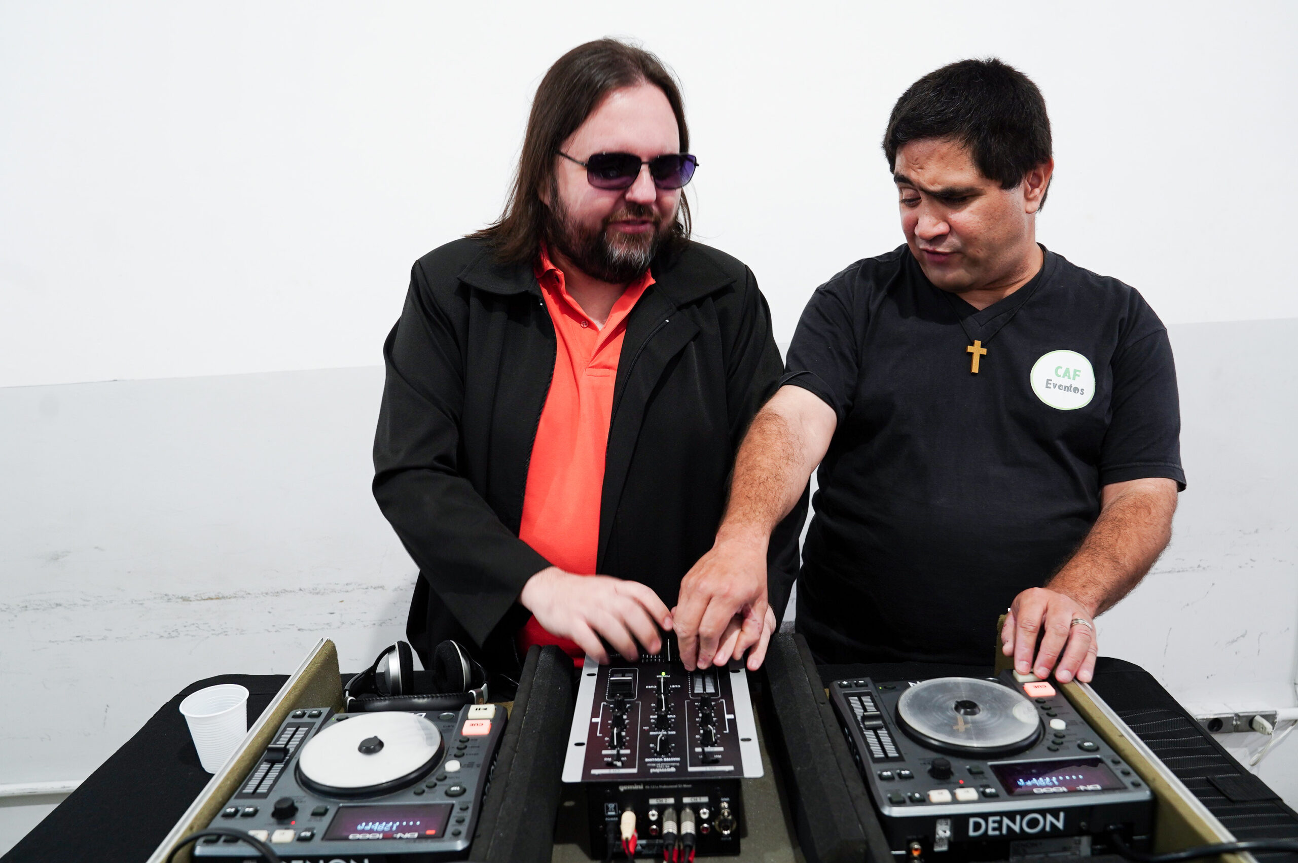 Guarulhos recebe workshop gratuito de discotecagem inclusiva