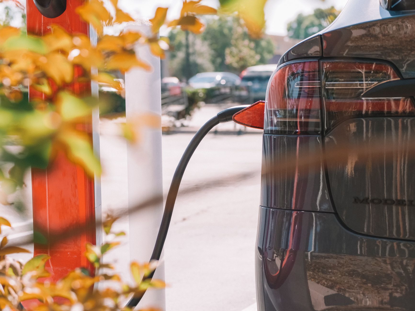 Carros elétricos ganham mais tempo de proteção no Brasil