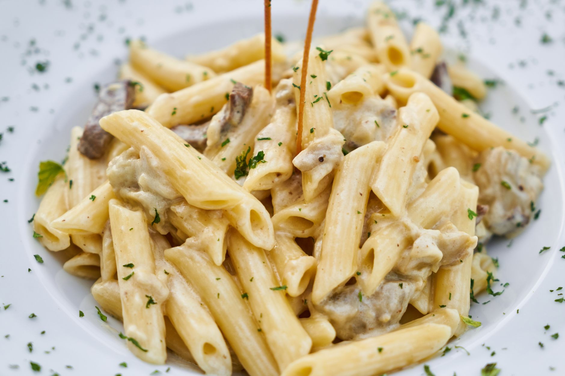 Prepare este macarrão cremoso na pressão para o almoço