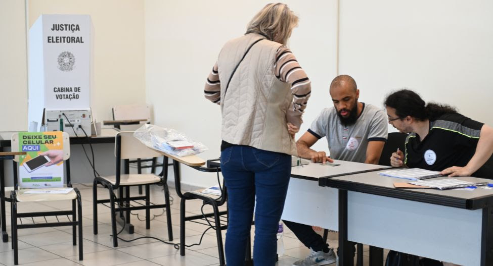 Mesários de Guarulhos iniciam preparativos para as Eleições 2026
