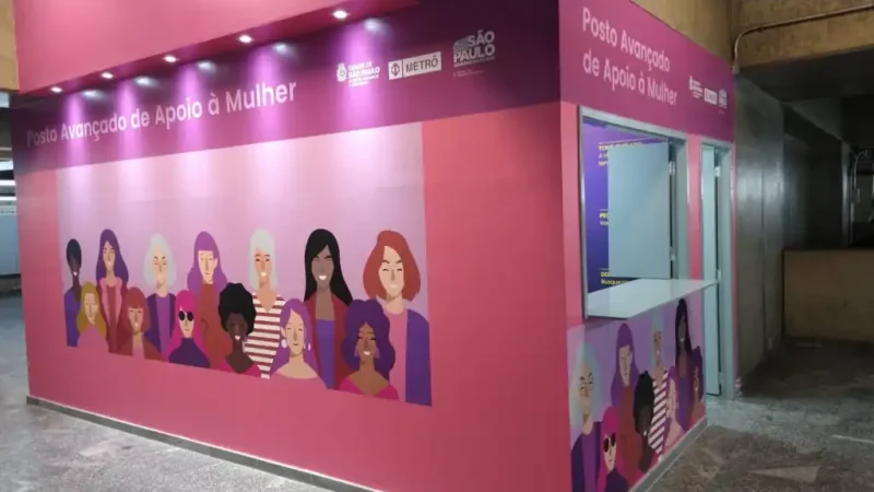 Metrô de SP reforça atendimento a mulheres no Agosto Lilás