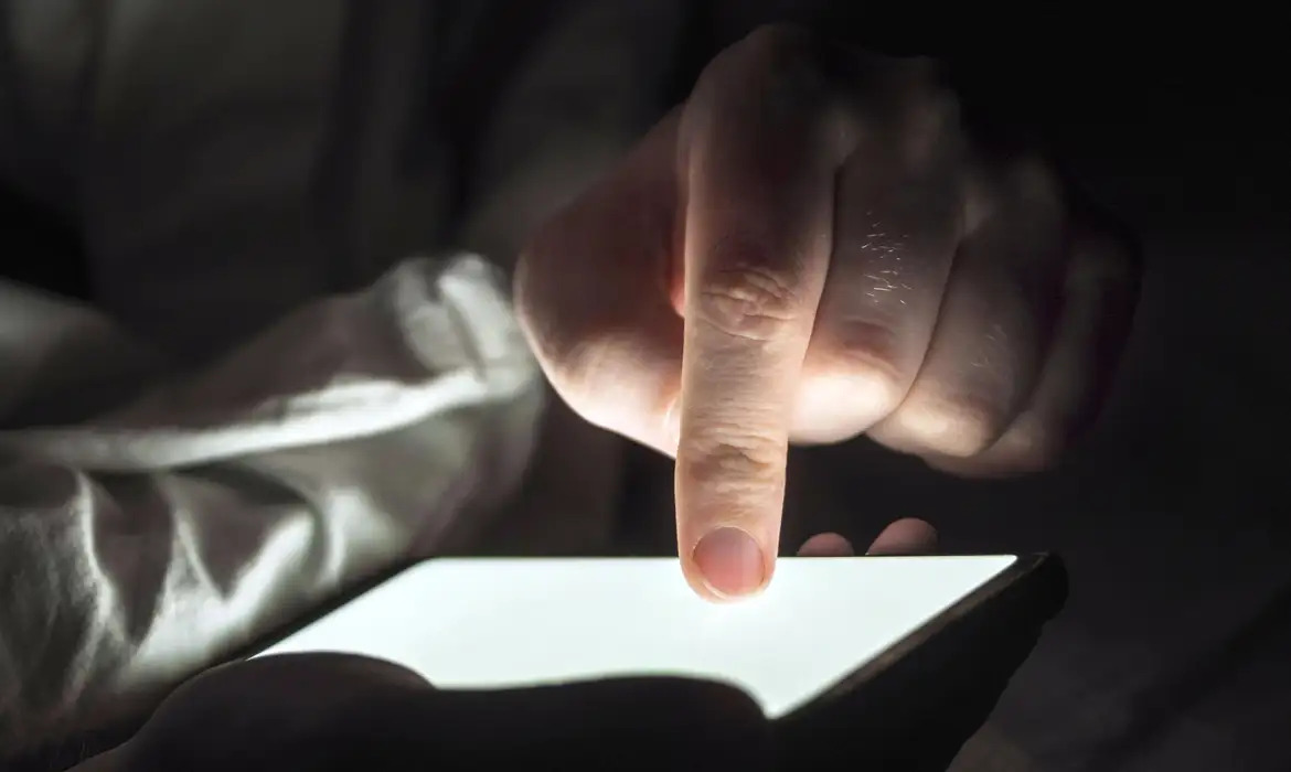 Nova lei aperta o cerco contra crimes sexuais online envolvendo menores