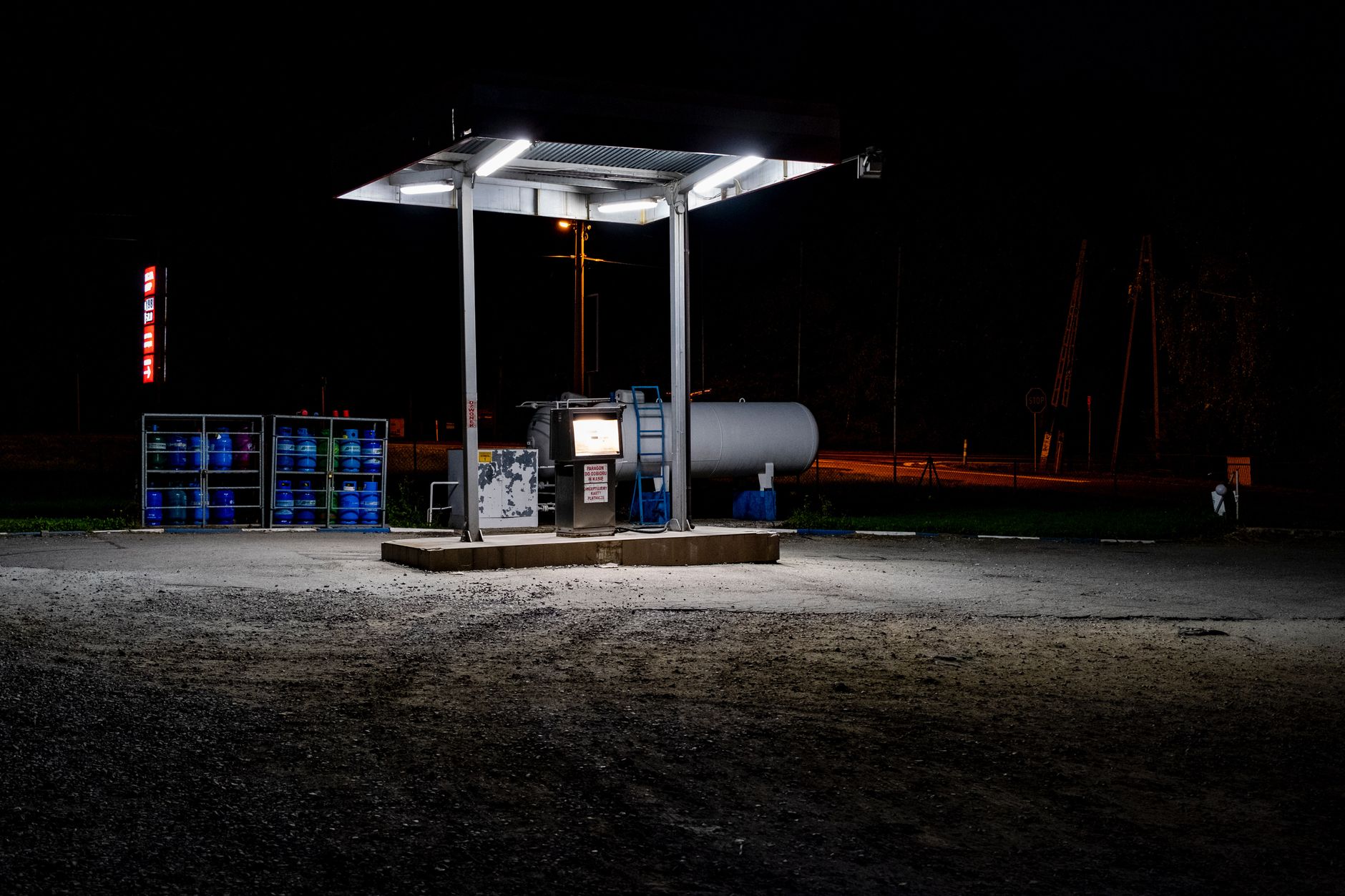 Acabou o aperto na madrugada com o novo posto de gás automático