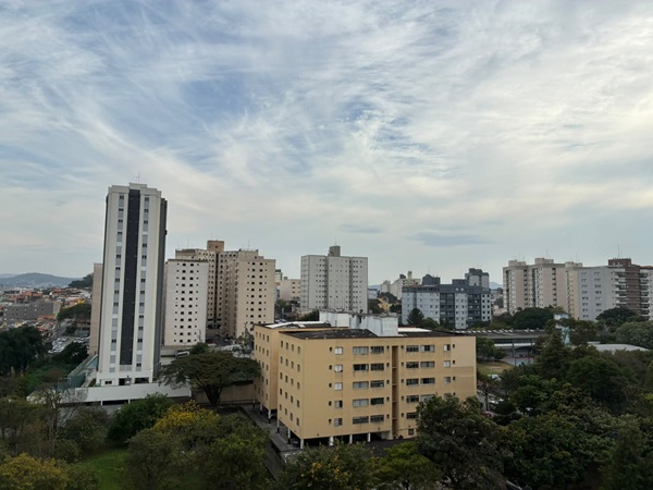 Quarta-feira com frio e garoa em Guarulhos