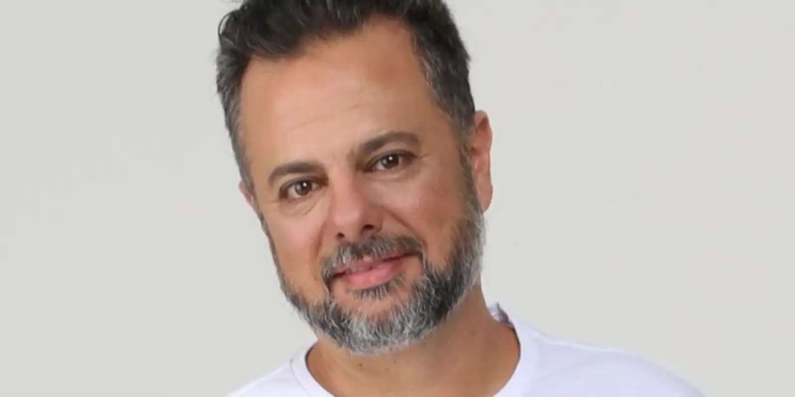 TSE libera propaganda digital e fundo de campanha para candidato